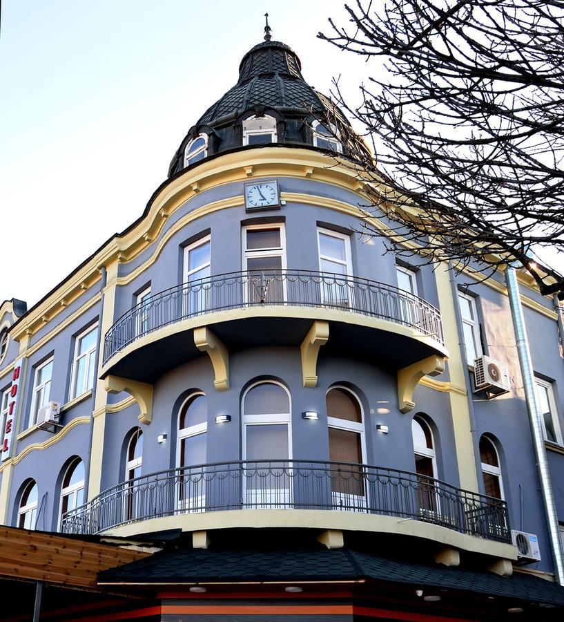 Hotel Cascade Pleven Exterior foto
